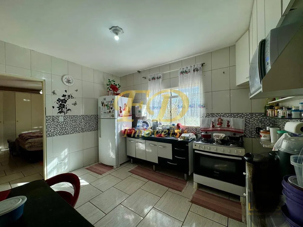 Chácara, 3 quartos, 1580 m² - Foto 3