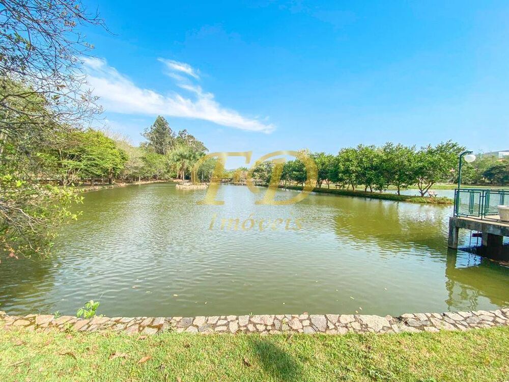 Chácara à venda com 4 quartos, 384m² - Foto 4