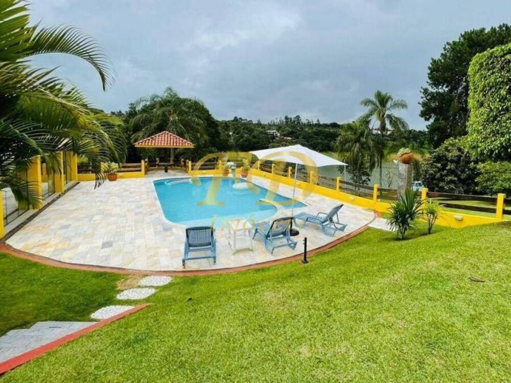 Chácara à venda com 3 quartos, 503m² - Foto 1