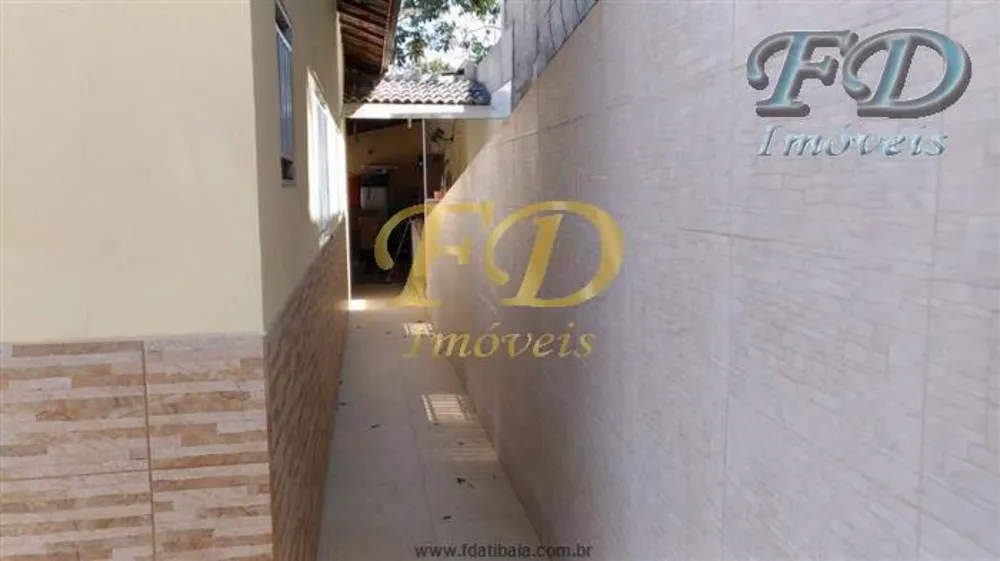 Chácara, 3 quartos, 1099 m² - Foto 2