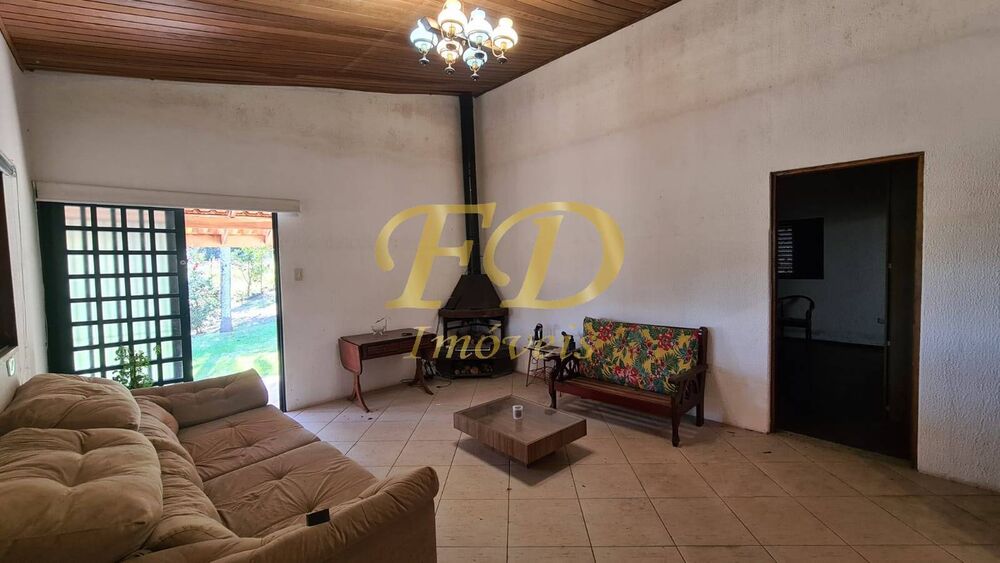 Chácara à venda com 2 quartos, 150m² - Foto 4