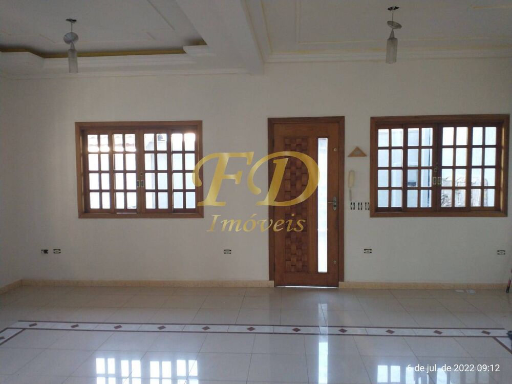 Casa, 3 quartos, 260 m² - Foto 1