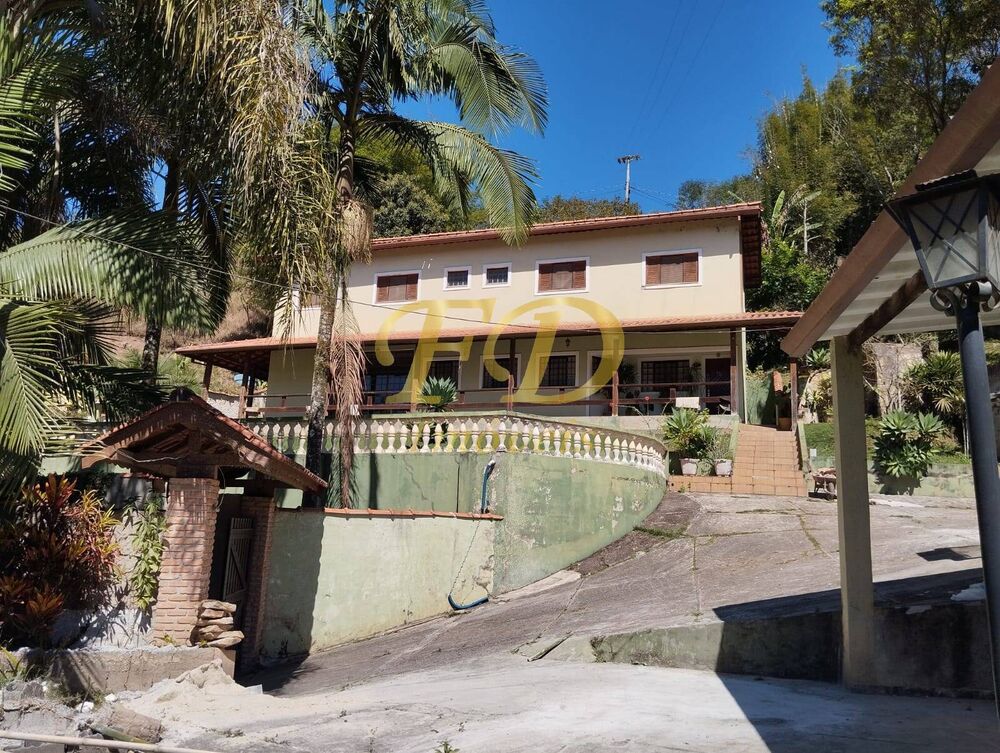 Chácara à venda com 4 quartos, 1565m² - Foto 1