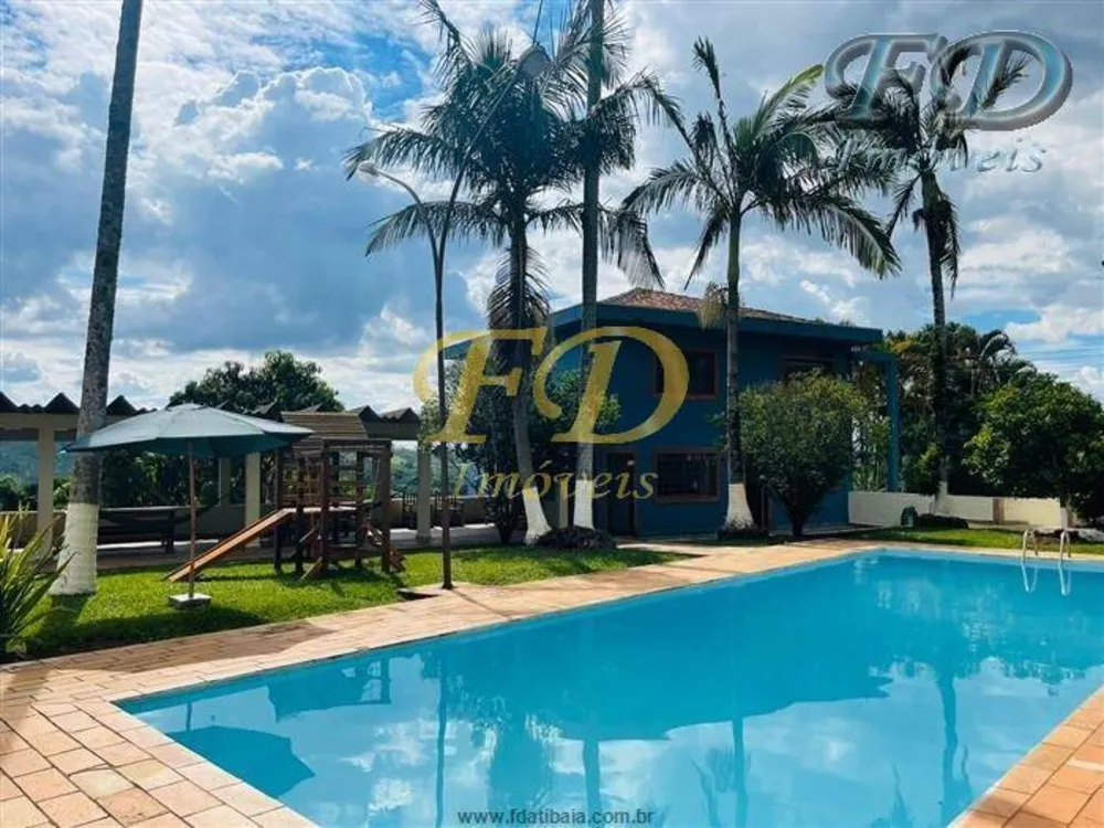 Chácara, 4 quartos, 1468 m² - Foto 1