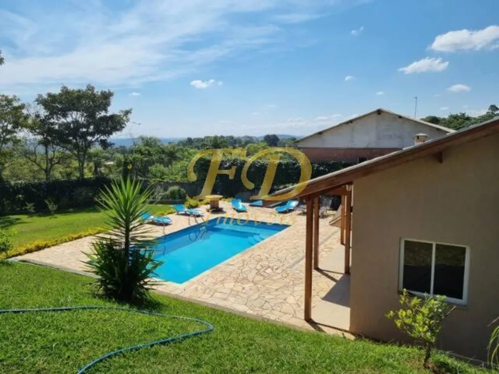 Chácara, 3 quartos, 1200 m² - Foto 1