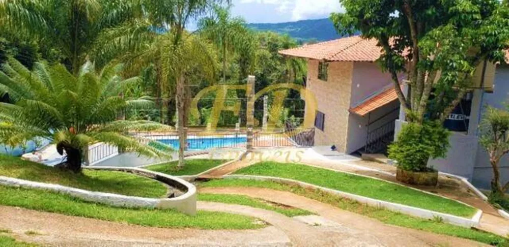 Fazenda à venda e aluguel com 3 quartos, 4050m² - Foto 3