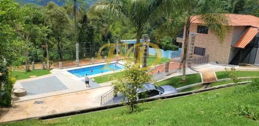 Fazenda à venda e aluguel com 3 quartos, 4050m² - Foto 2