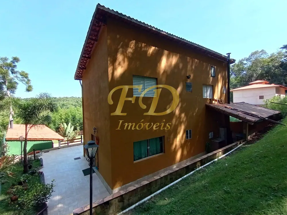 Chácara, 4 quartos, 780 m² - Foto 1