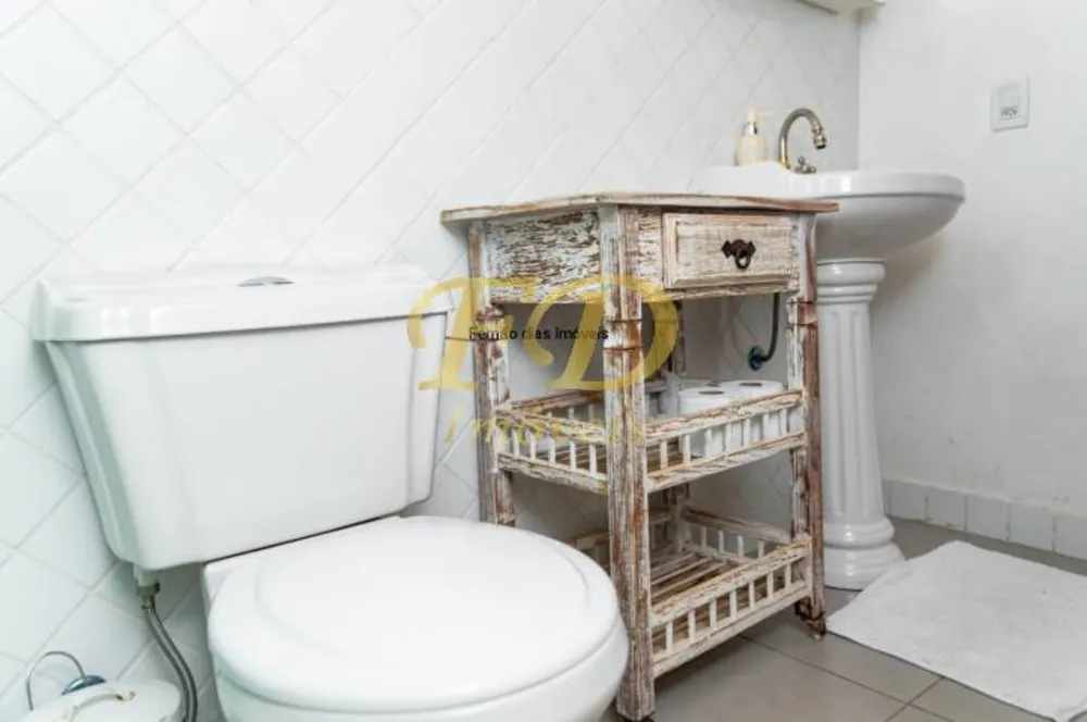 Chácara, 4 quartos, 950 m² - Foto 1