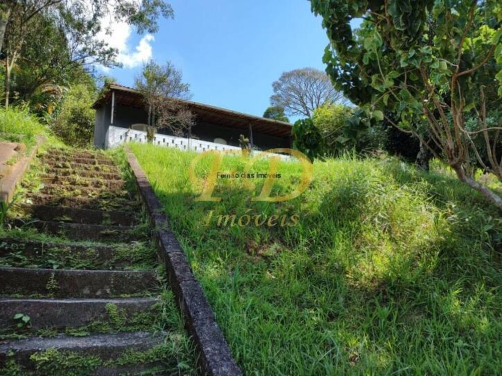 Chácara à venda com 2 quartos, 1600m² - Foto 9