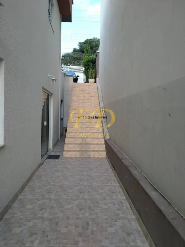 Casa, 4 quartos, 153 m² - Foto 3