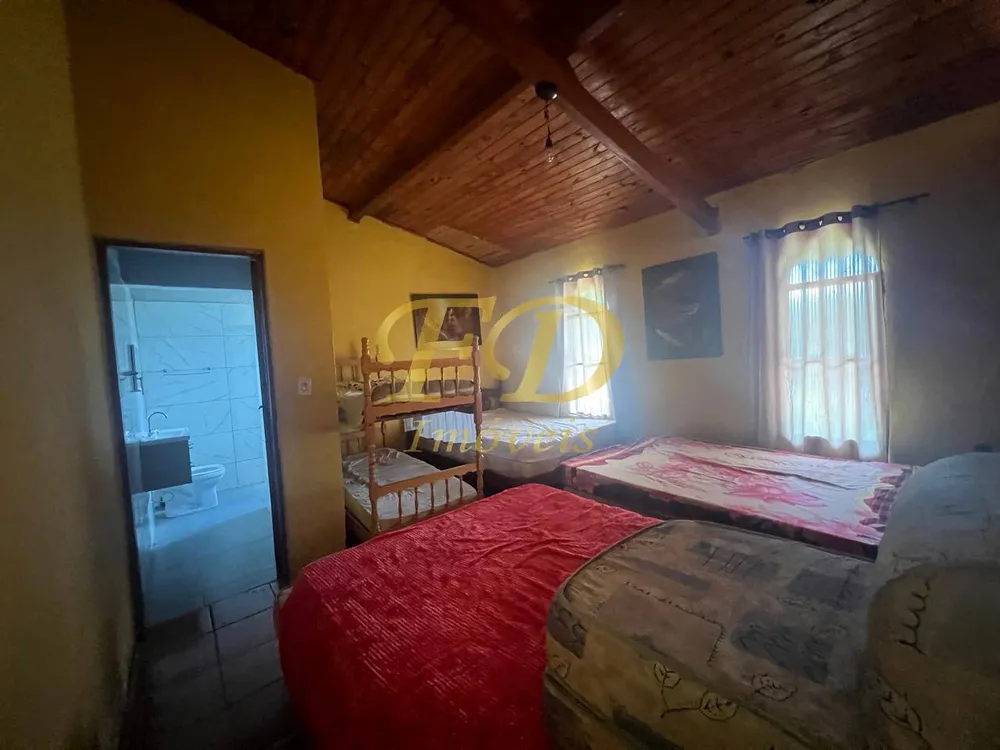Chácara, 4 quartos, 6000 m² - Foto 1