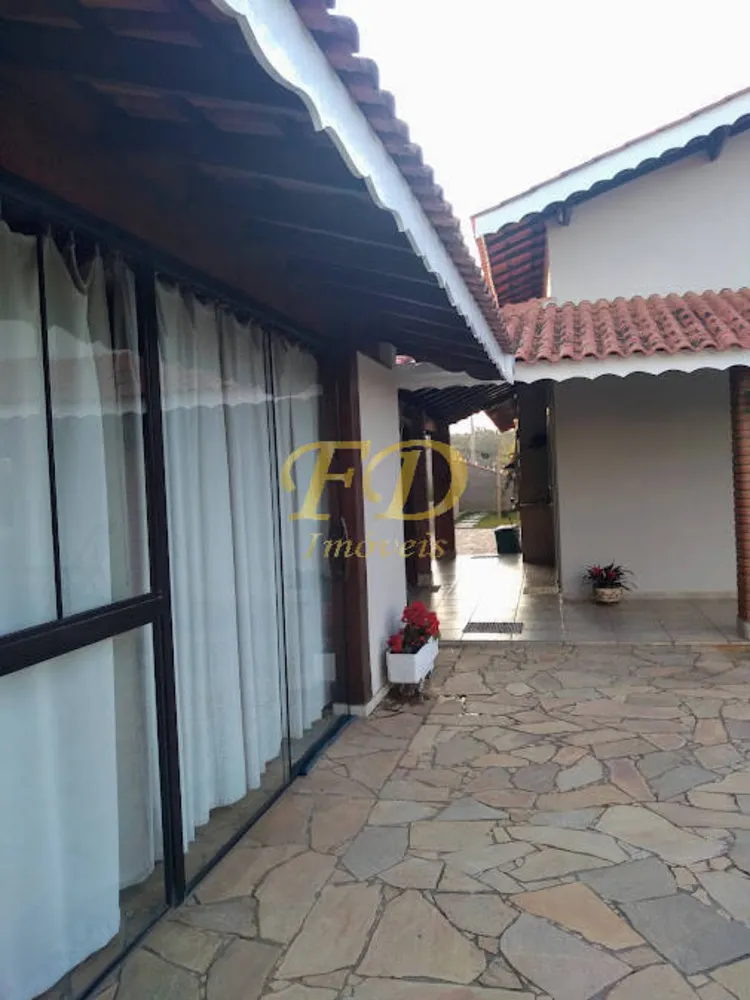 Chácara, 6 quartos, 1390 m² - Foto 1