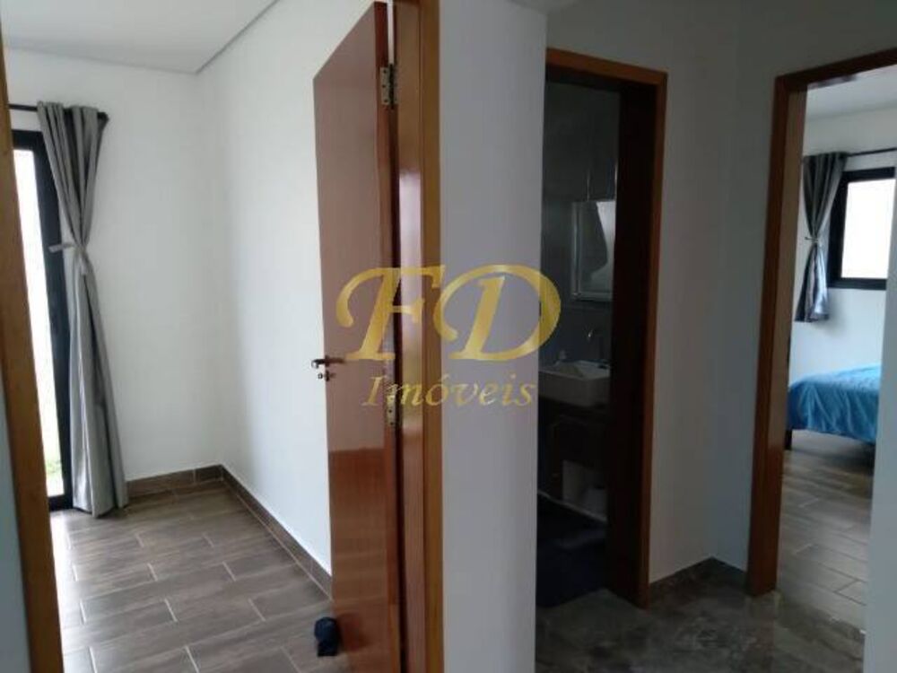 Casa para alugar com 3 quartos, 248m² - Foto 3