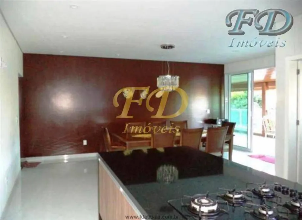 Chácara, 5 quartos, 2800 m² - Foto 1