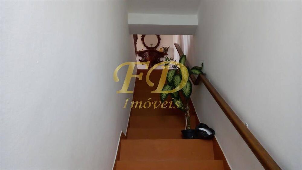 Casa, 3 quartos, 238 m² - Foto 2