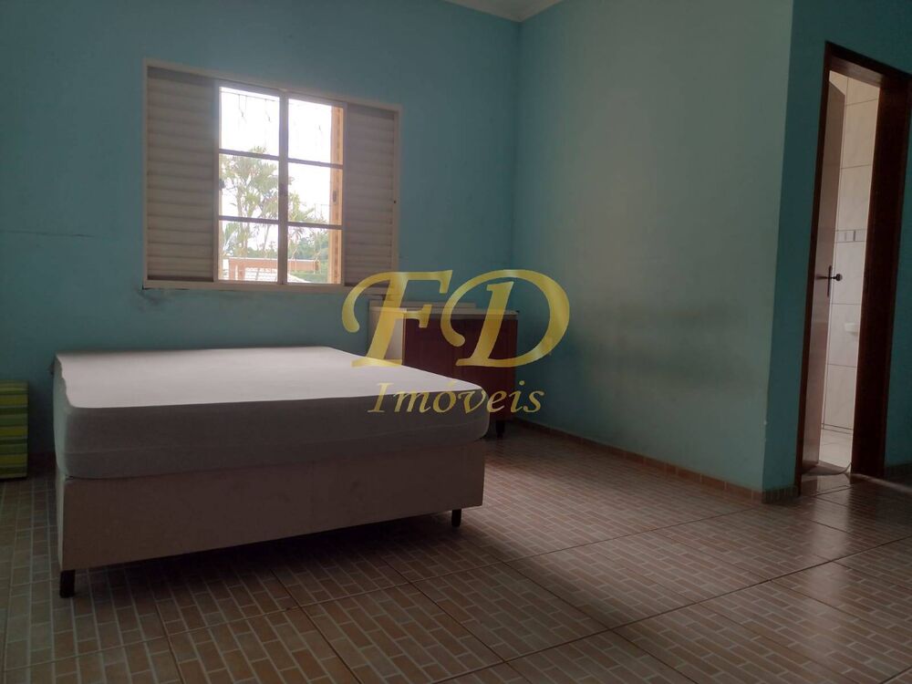 Chácara, 4 quartos, 1340 m² - Foto 2