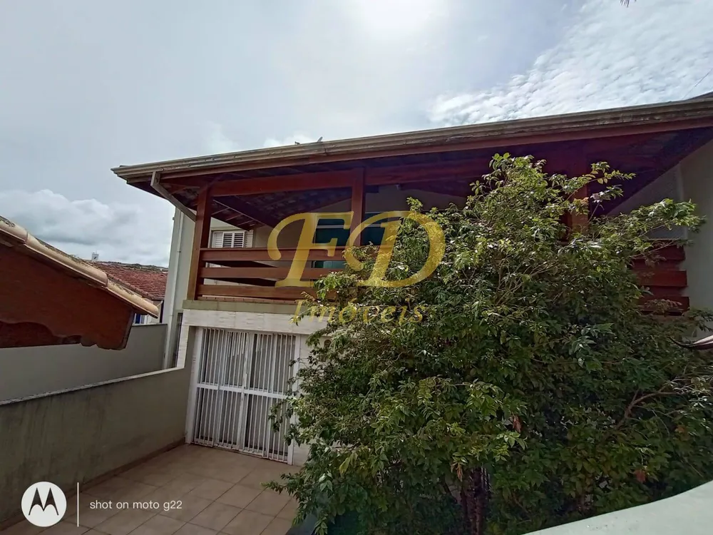 Casa, 3 quartos, 431 m² - Foto 1