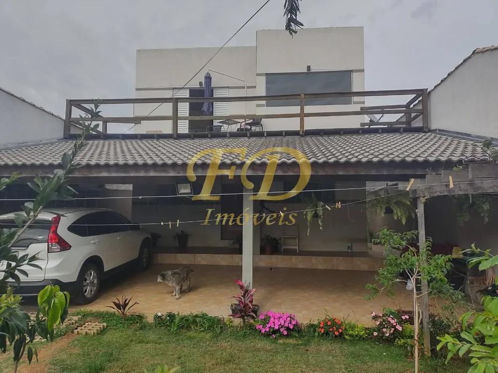 Casa, 3 quartos, 200 m² - Foto 1