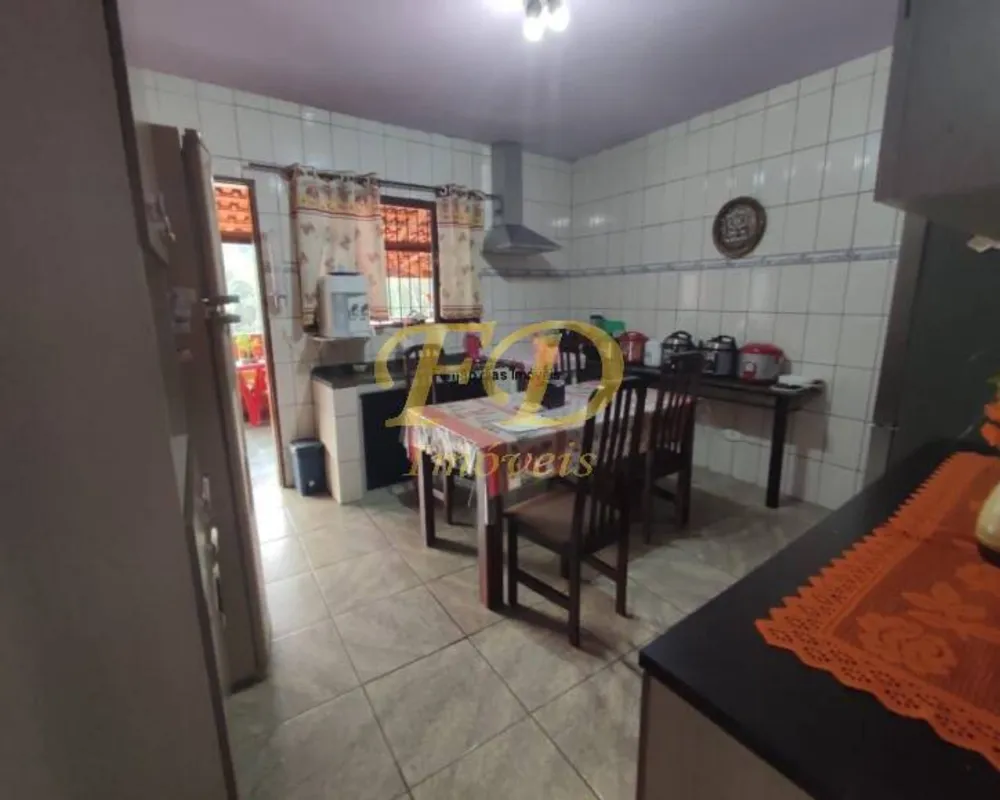 Chácara, 4 quartos, 2200 m² - Foto 9