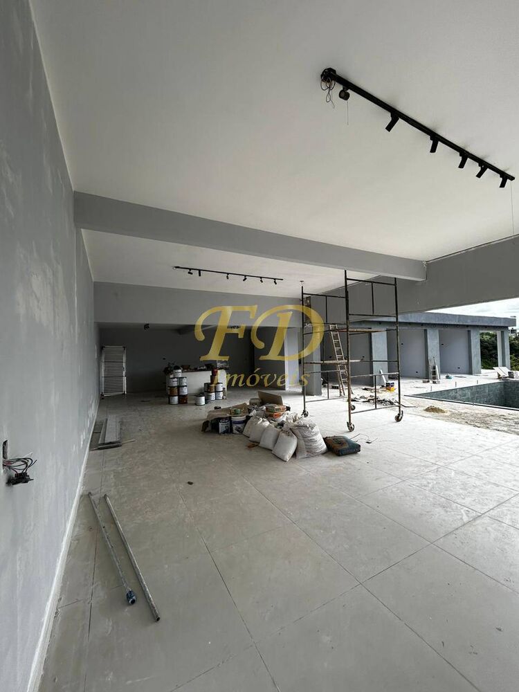 Casa de Condomínio à venda com 4 quartos, 250m² - Foto 4