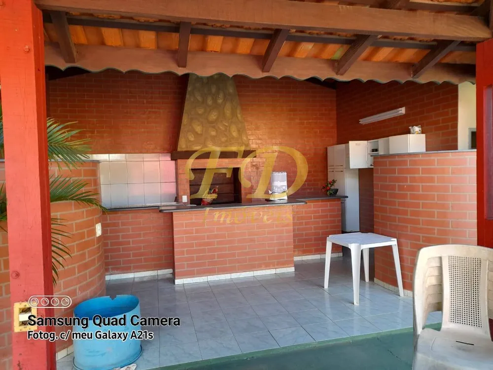 Chácara, 3 quartos, 1250 m² - Foto 2