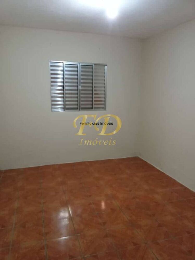 Casa à venda com 4 quartos, 100m² - Foto 4