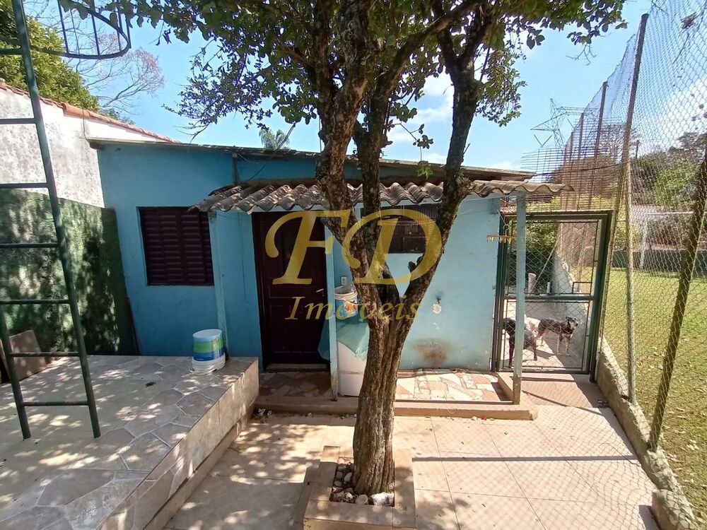 Chácara à venda com 3 quartos, 300m² - Foto 4