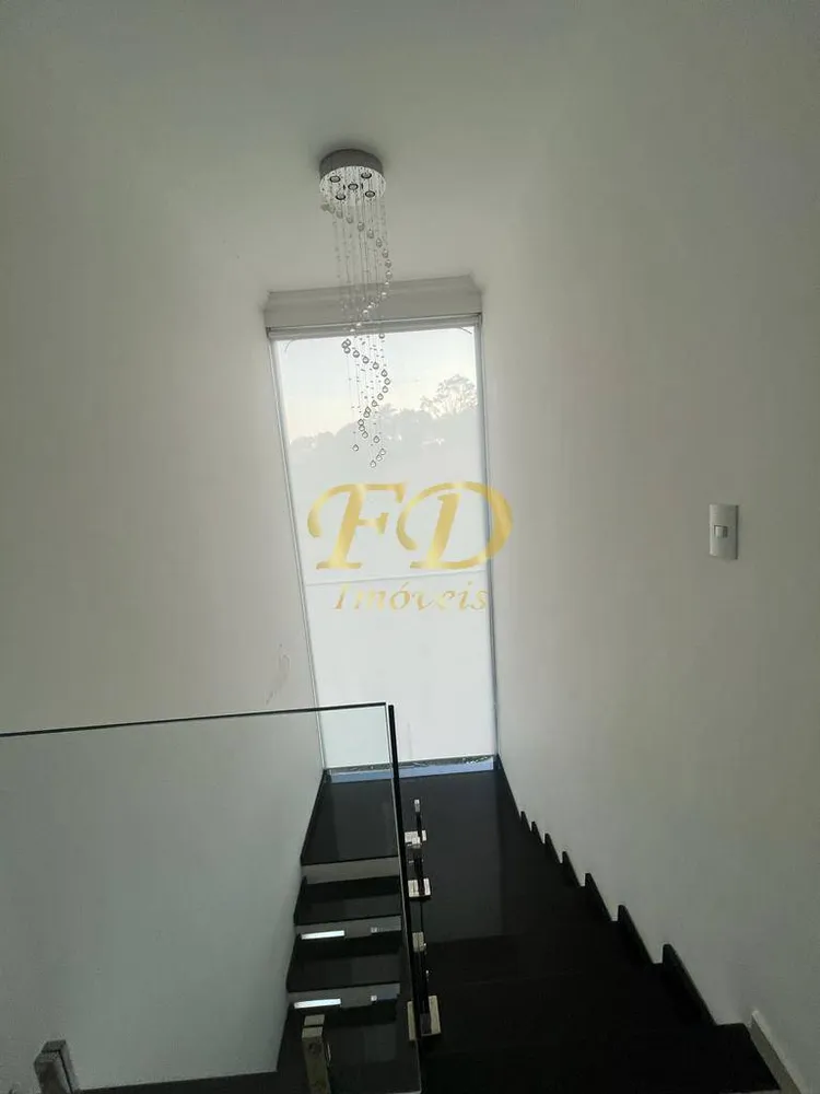 Casa, 3 quartos, 262 m² - Foto 1