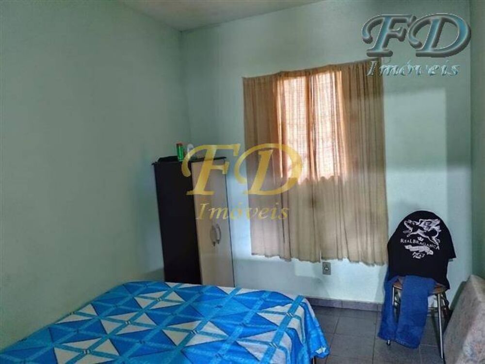 Casa à venda com 2 quartos, 60m² - Foto 4