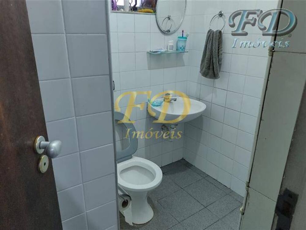 Casa à venda com 2 quartos, 60m² - Foto 6