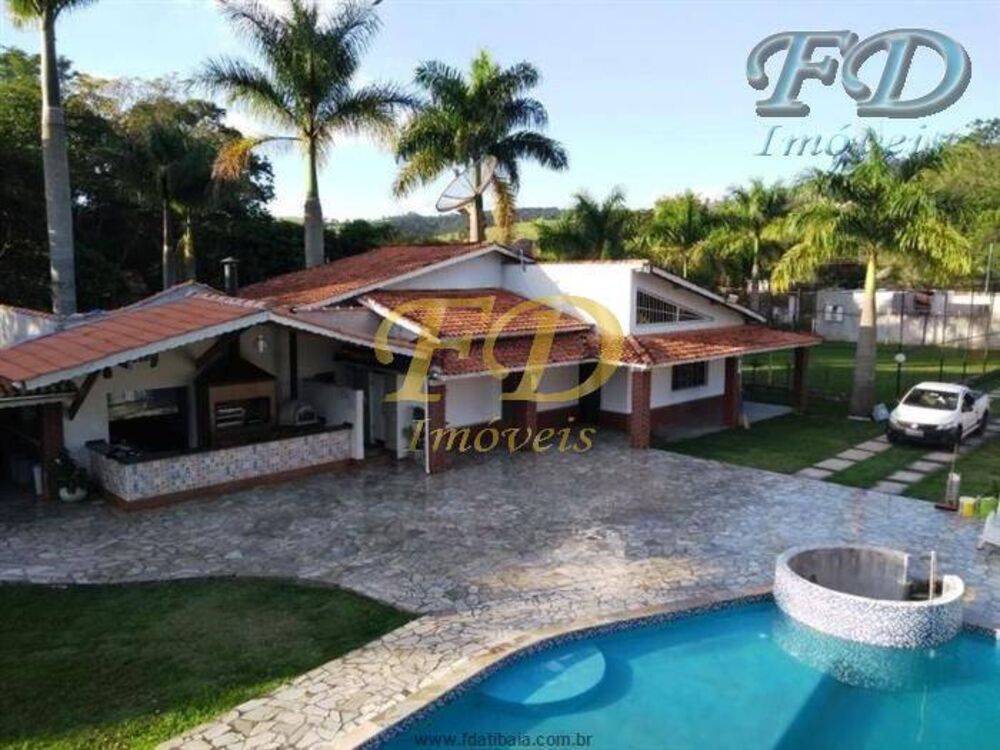Chácara à venda com 6 quartos, 500m² - Foto 1
