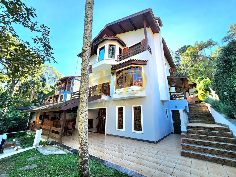 Casa, 4 quartos, 320 m² - Foto 1