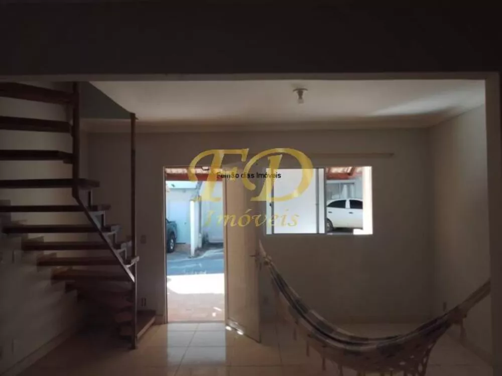 Casa de Condomínio à venda com 2 quartos, 60m² - Foto 2