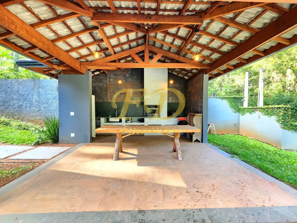 Casa, 3 quartos, 220 m² - Foto 1