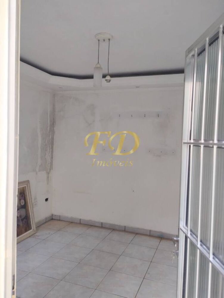 Casa à venda com 2 quartos, 400m² - Foto 5