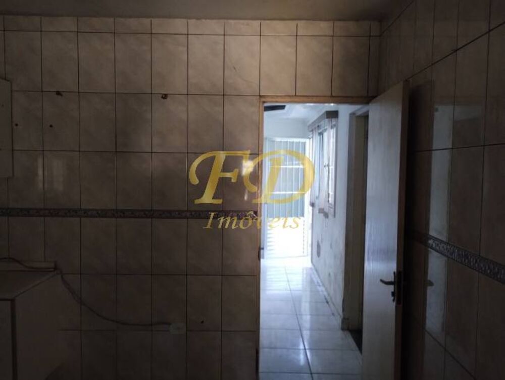 Casa à venda com 2 quartos, 400m² - Foto 12