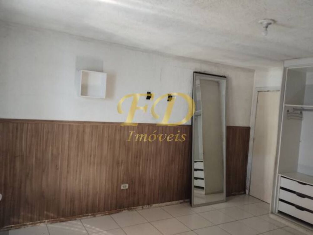Casa à venda com 2 quartos, 400m² - Foto 8