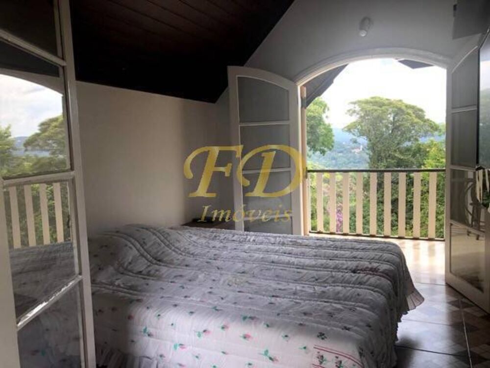 Casa de Condomínio à venda com 3 quartos, 460m² - Foto 1
