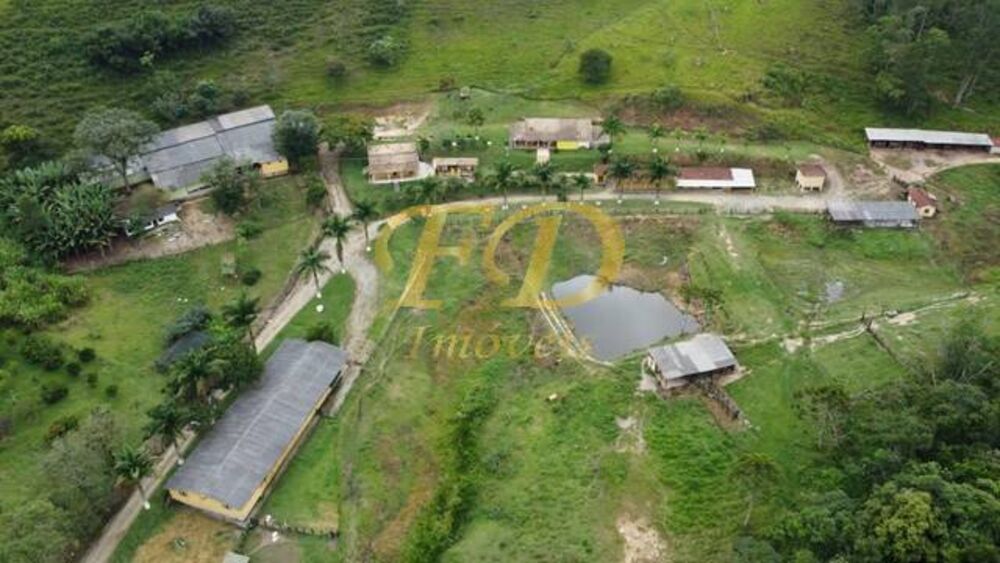 Terreno, 15 hectares - Foto 1