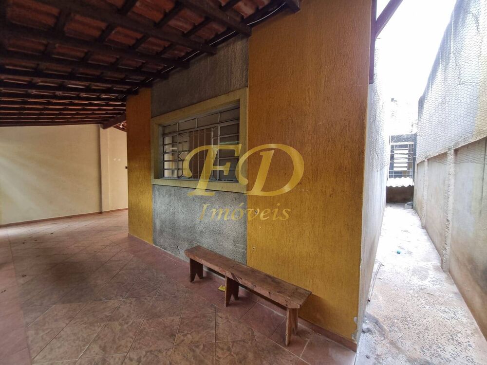 Casa à venda com 3 quartos, 142m² - Foto 8