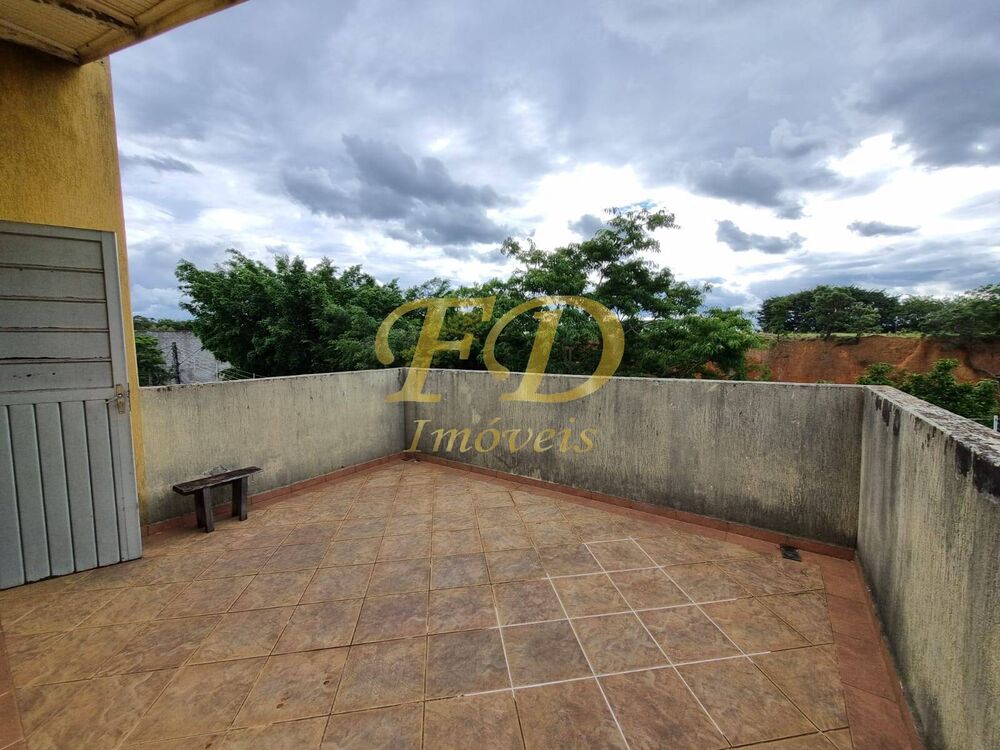 Casa à venda com 3 quartos, 142m² - Foto 5