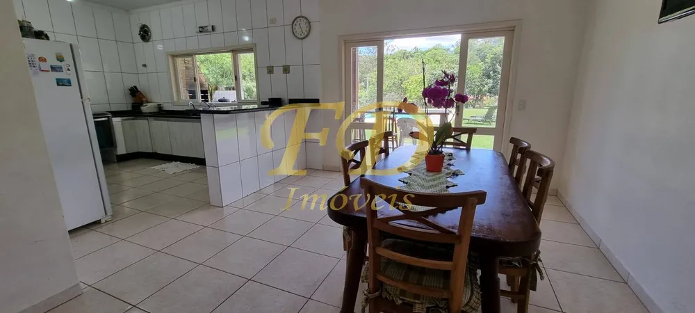 Chácara, 5 quartos, 1458 m² - Foto 1