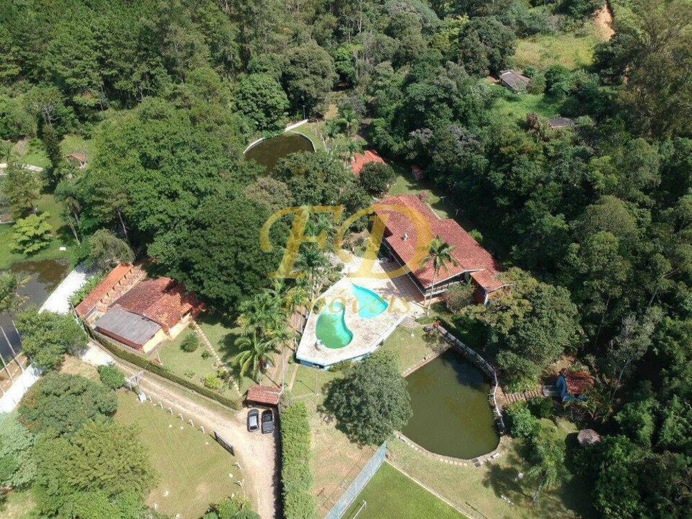 Sítio à venda com 5 quartos, 800m² - Foto 2
