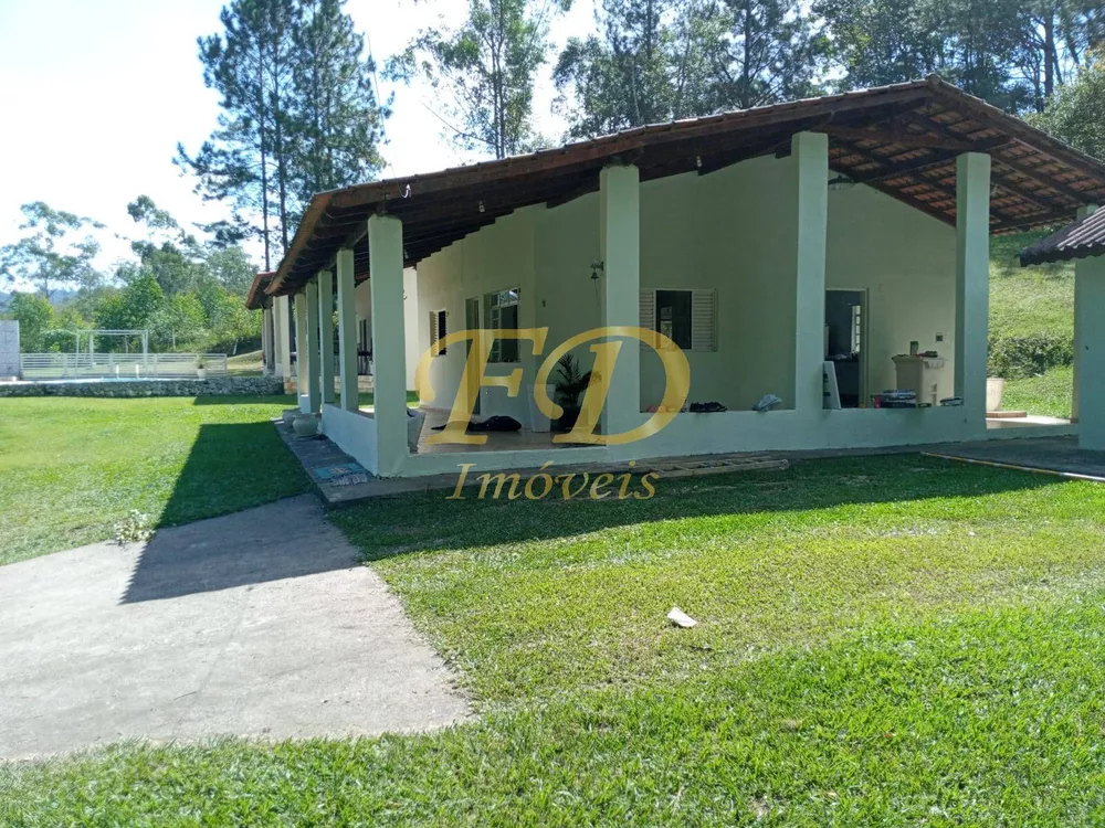 Fazenda à venda com 3 quartos, 35000m² - Foto 1