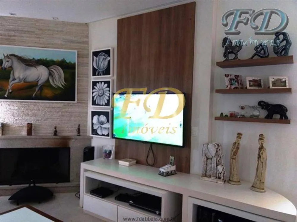Chácara, 4 quartos, 1473 m² - Foto 1