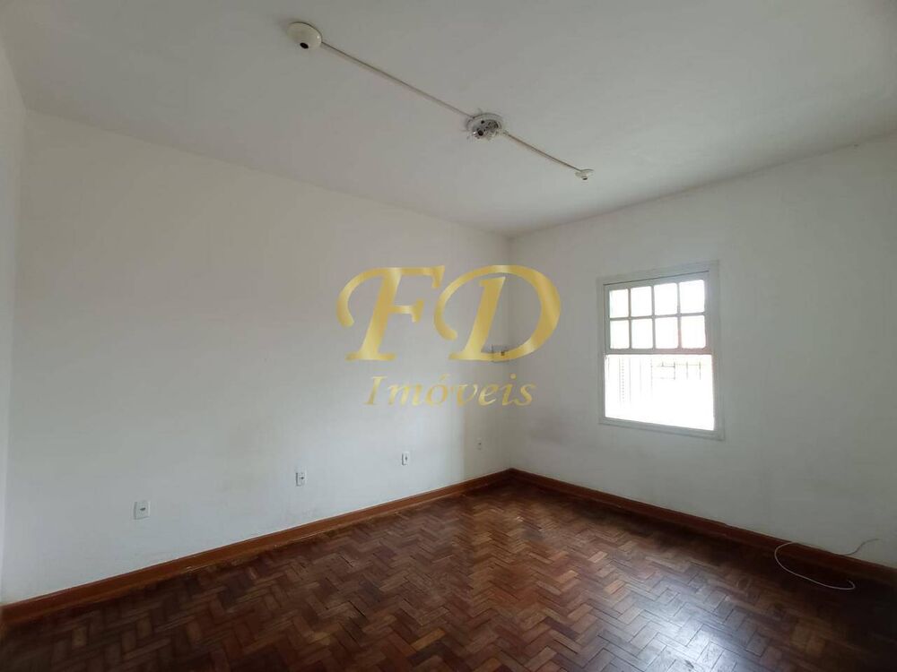 Casa à venda com 2 quartos, 230m² - Foto 6