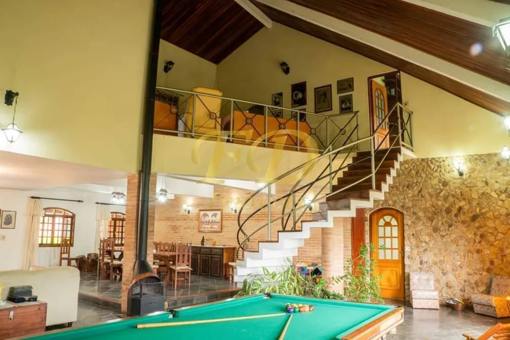 Chácara, 4 quartos, 1335 m² - Foto 3