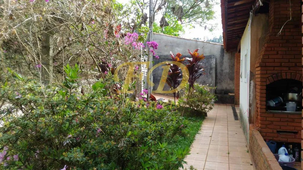 Chácara, 3 quartos, 1570 m² - Foto 2