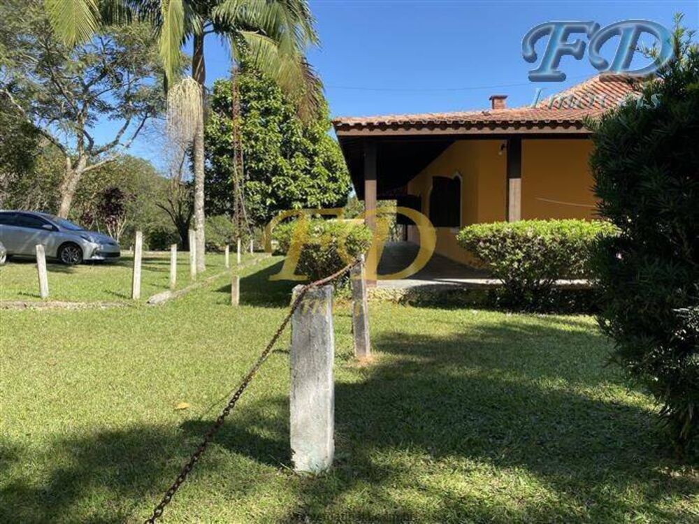 Sítio à venda com 20 quartos, 61500m² - Foto 1